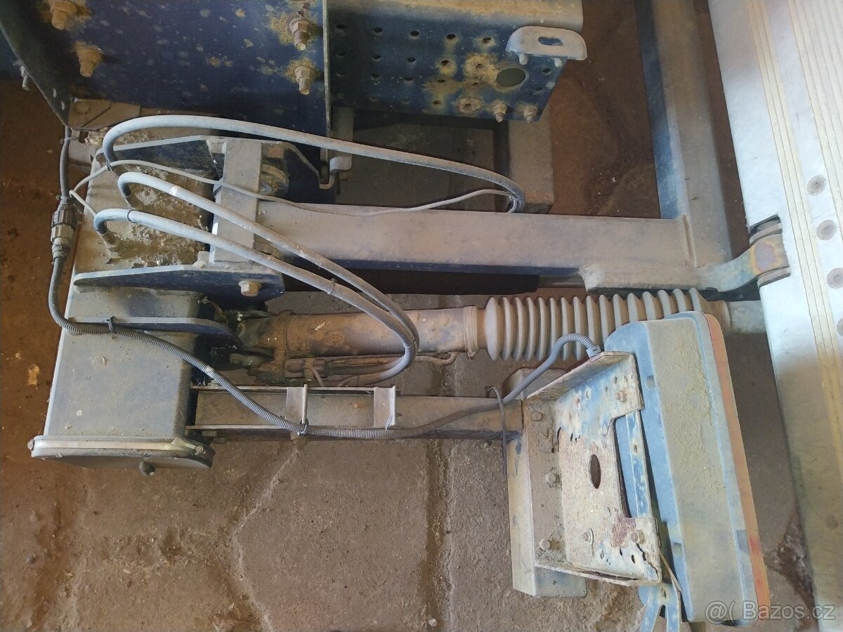 Zvedací čelo BAR 1,5t - 3