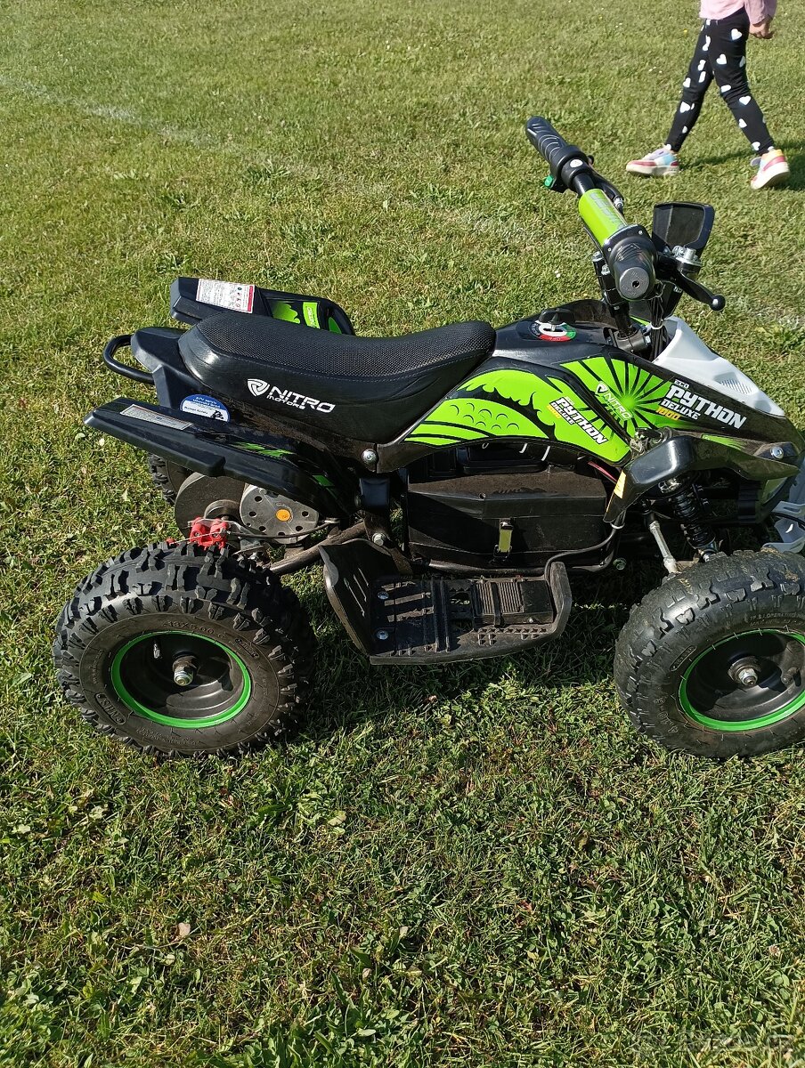 Dětská elektrická čtyřkolka