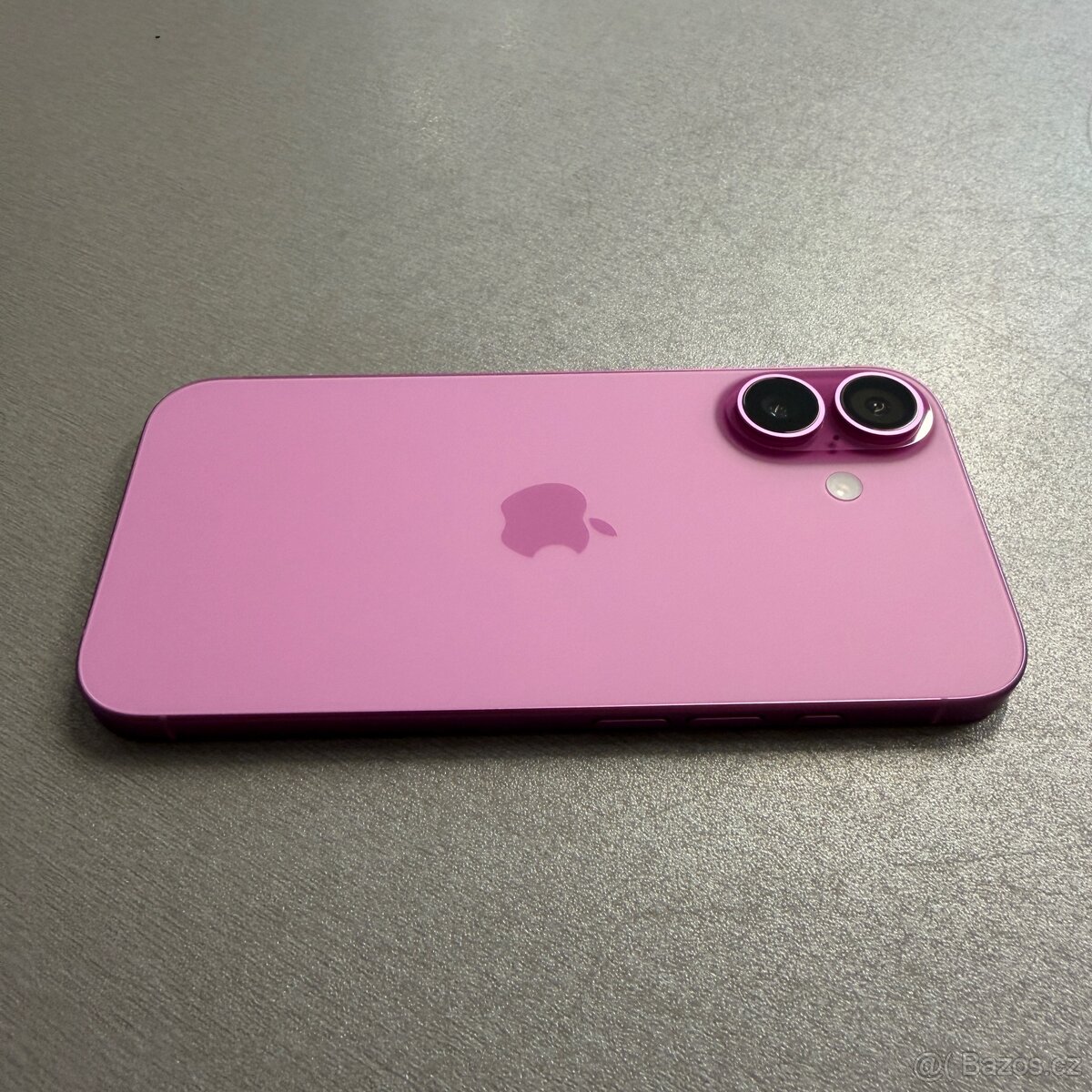 Nový iPhone 16 128GB růžový, bez škrábance, rok záruka - 3