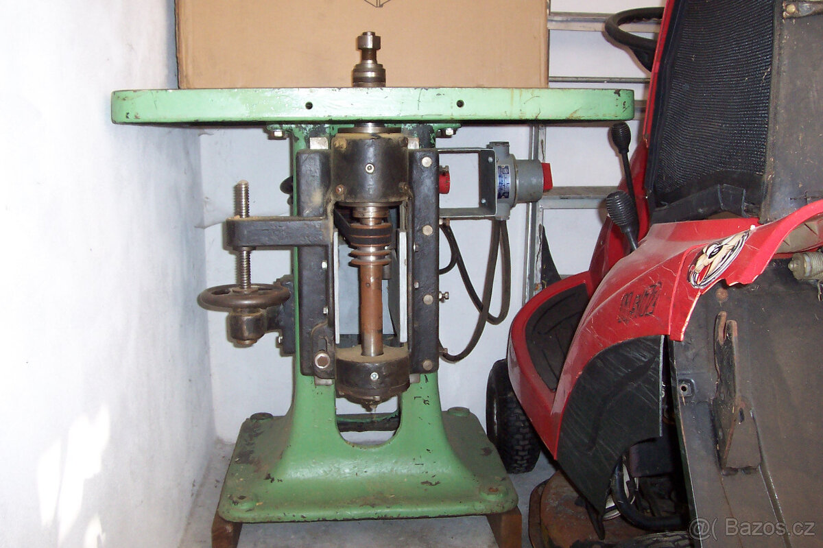 fréza na dřevo - 3