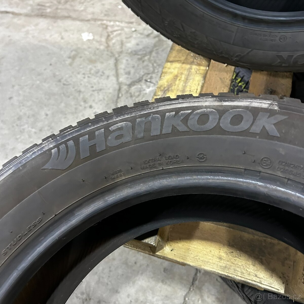 Zimní pneu 225/60 R18 104V Hankook 6,5mm - 3