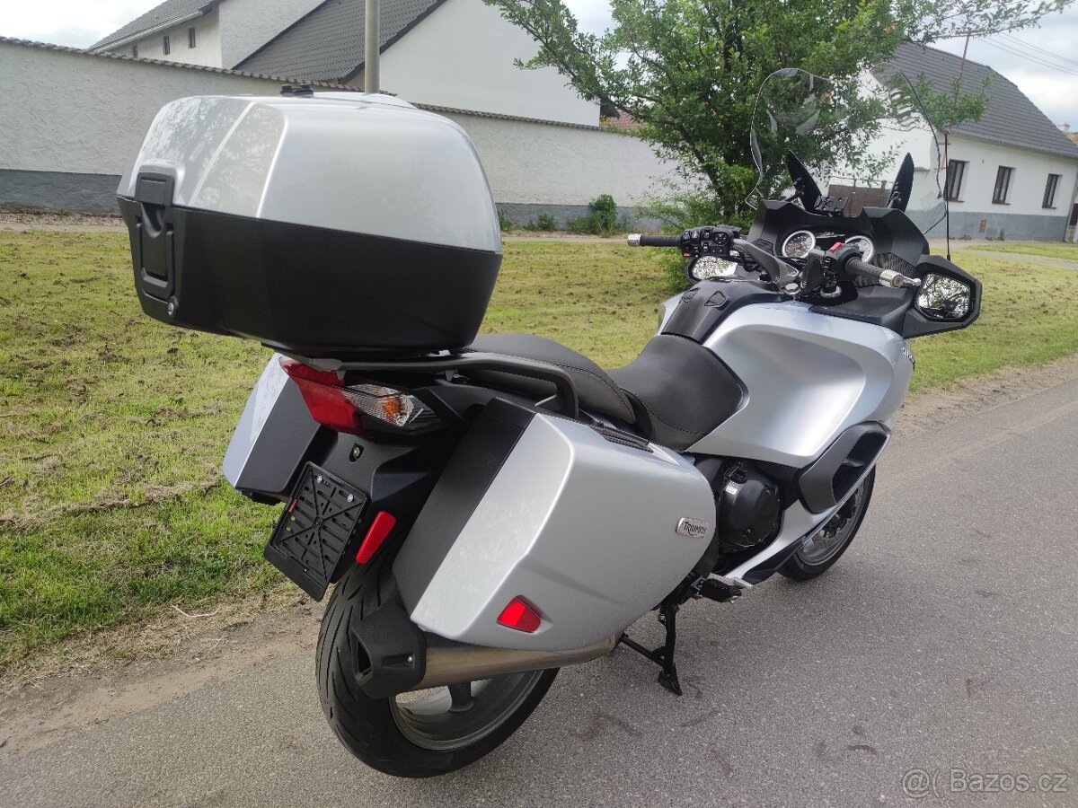 Triumph Trophy 1200 SE - 3