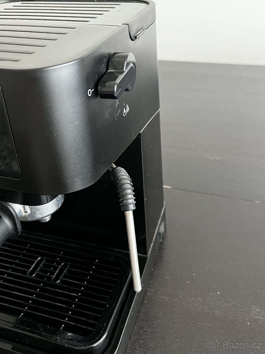 De'Longhi Stilosa pákový kávovar - 3