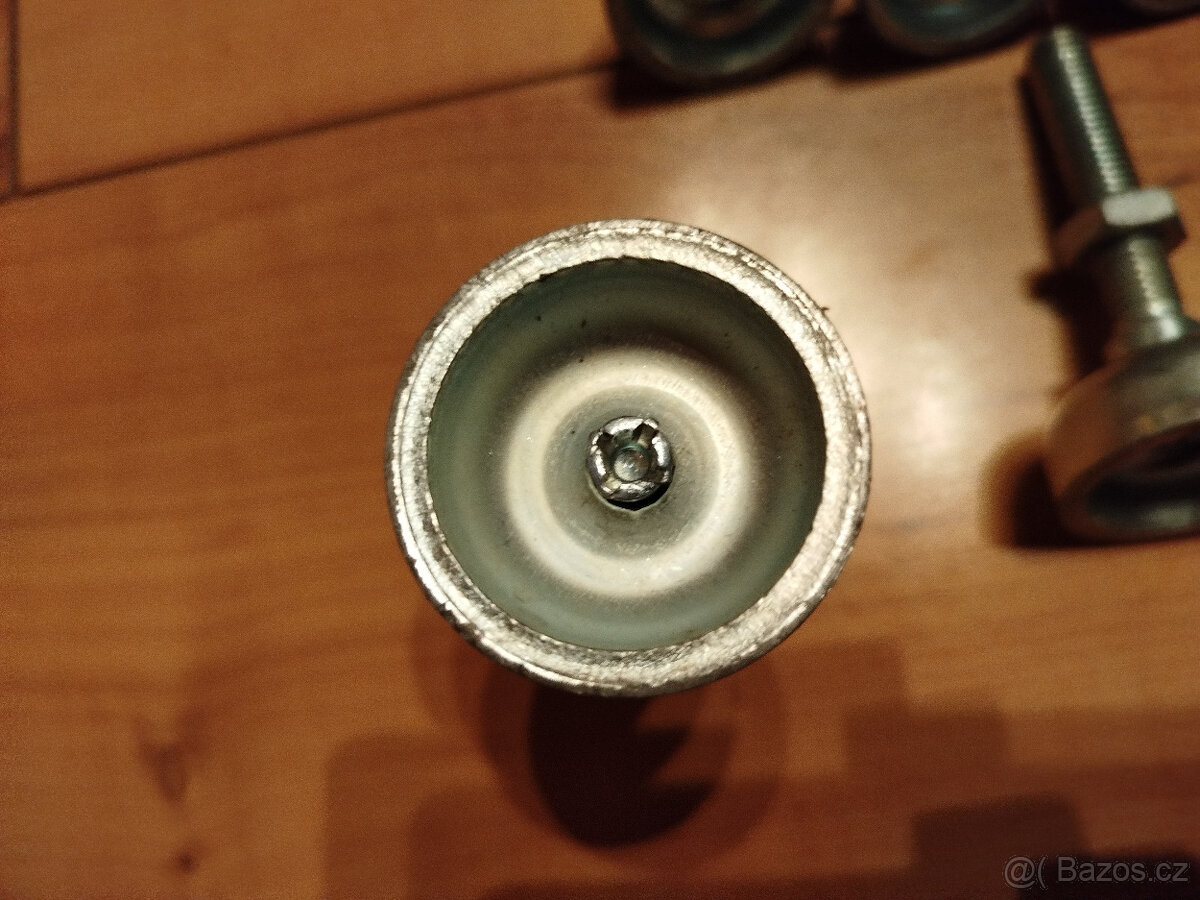 HLINÍKOVÝ STAVEBNICOVÝ SYSTÉM- šroubovací nohy BOSCH - 3