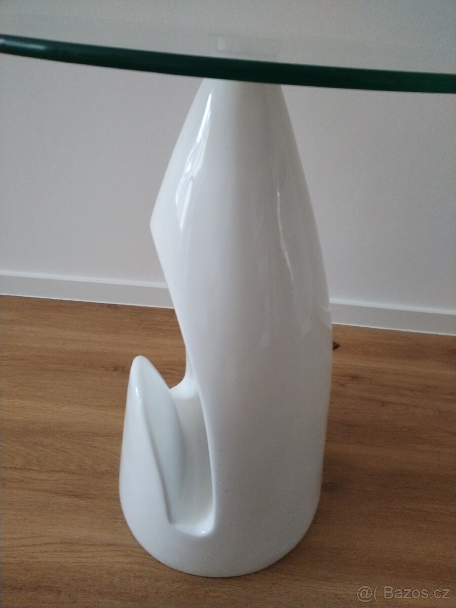 Přístavny stolek na cokoliv - 3