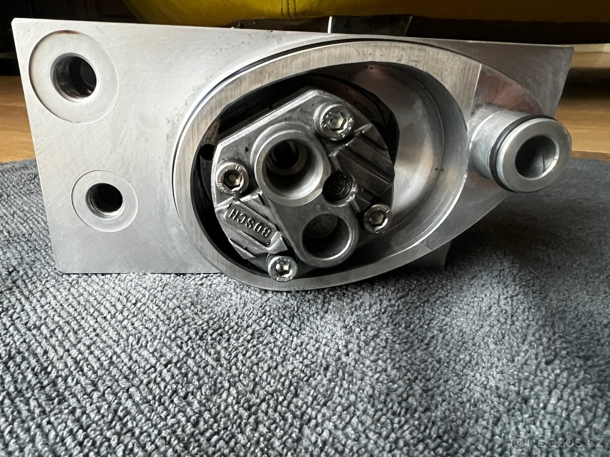 Čerpadlo SMG III BMW M5 E60 M6 V10 373kw - 3