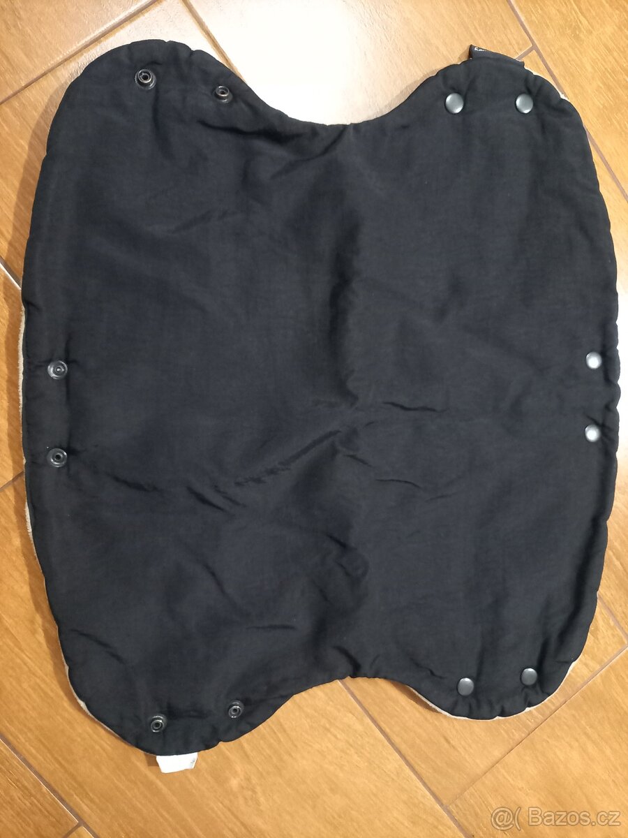 Rukávník na kočárek - 3