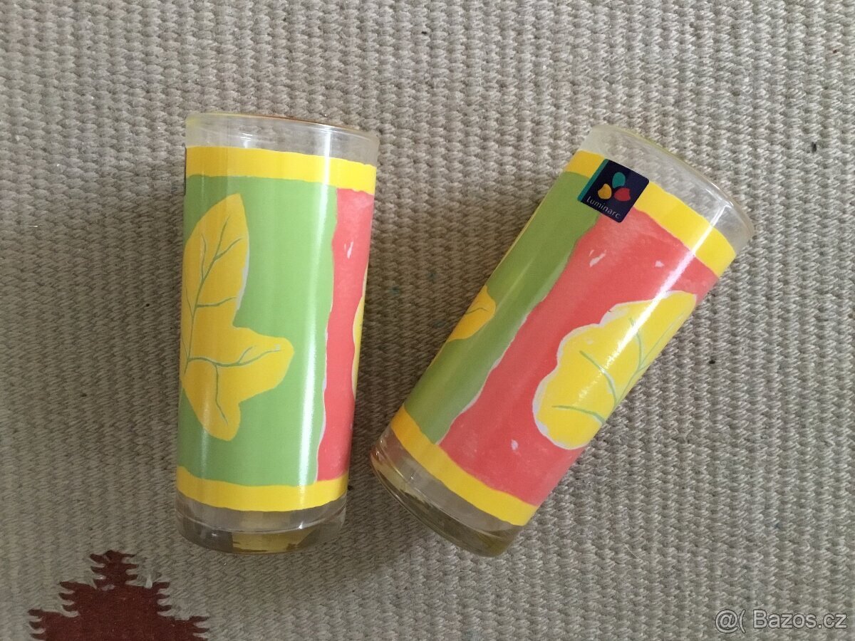 misa pevne sklo, ruzne sklenice - 3