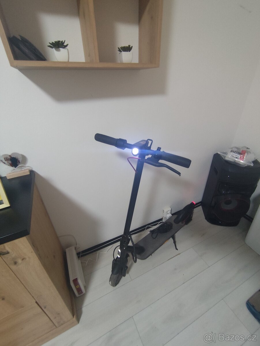 Elektrkolobezka Sencor - 3