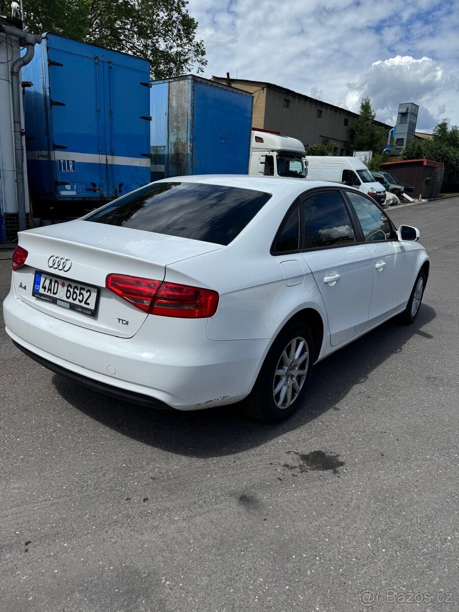 Audi A4 b8 - 3