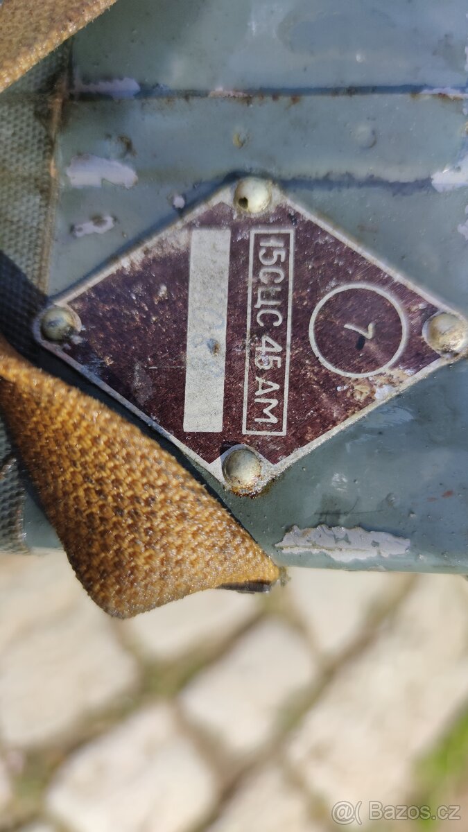 Stará vojenská bedna baterie elektro - 3