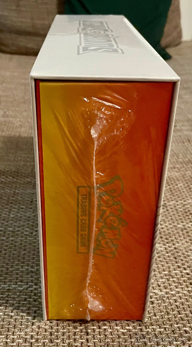 Charizard ultra premium collection - 3