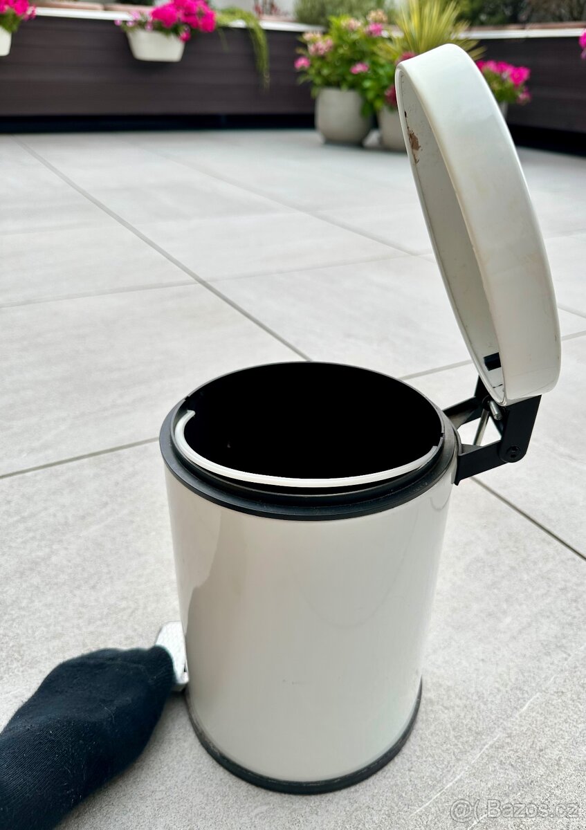 Odpadkový koš do koupelny - 3