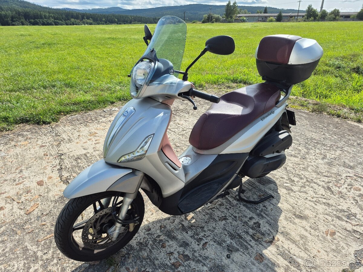 Piaggio Beverly 350 - 3