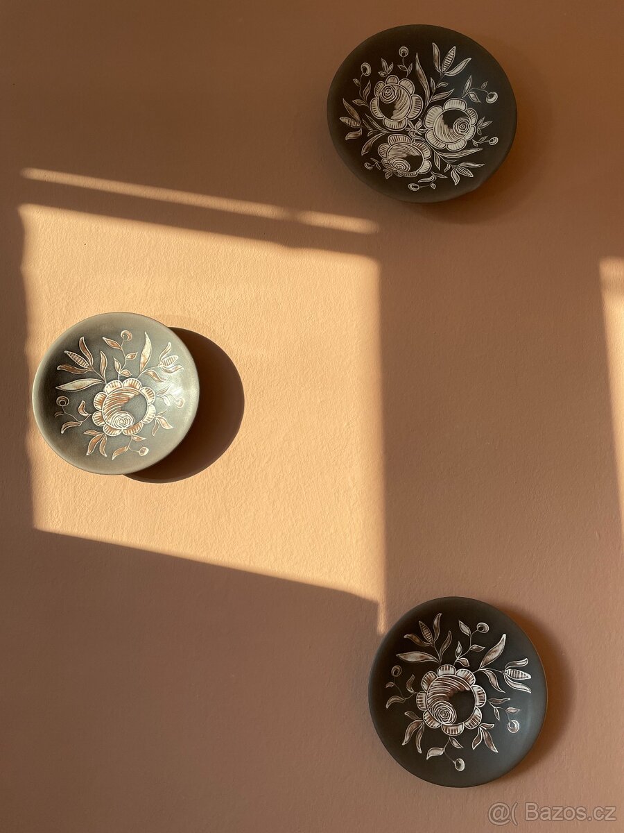 Keramické talíře retro 3 ks - 3