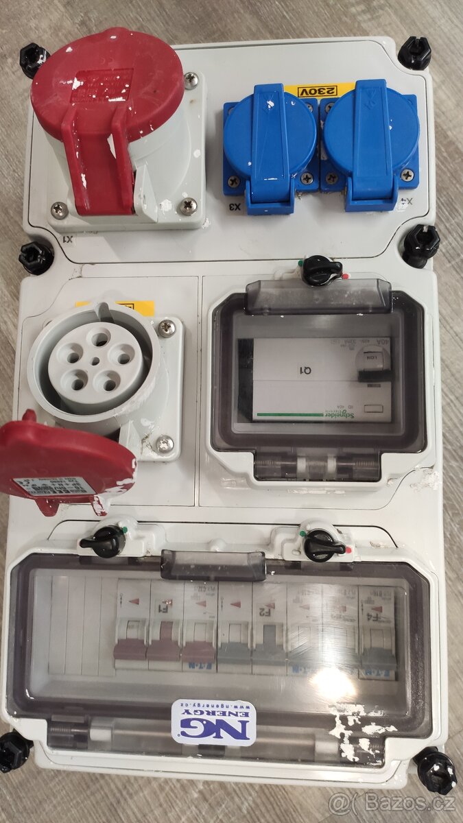 Zásuvkový rozvaděč - 3