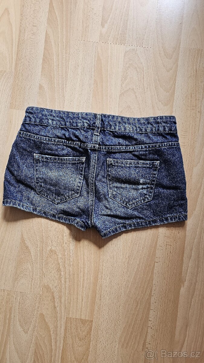 3x dívčí kraťasy, vel. 158 - 3