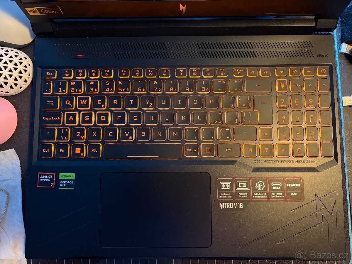 Acer Nitro V 16 Black - 3