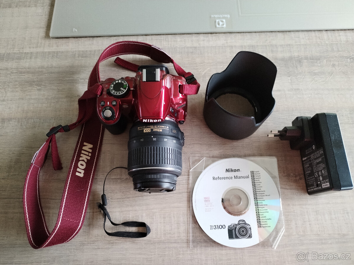 Nikon D3100 - 3