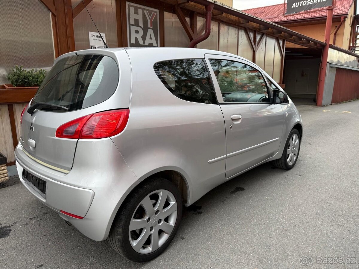 Mitsubishi Colt 1,3i - 3