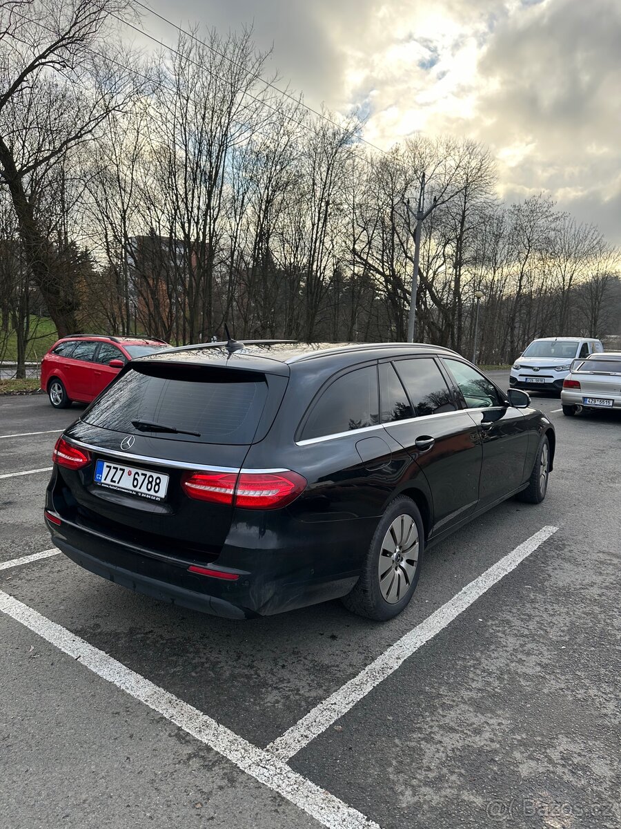 Mercedes E W213 - 3