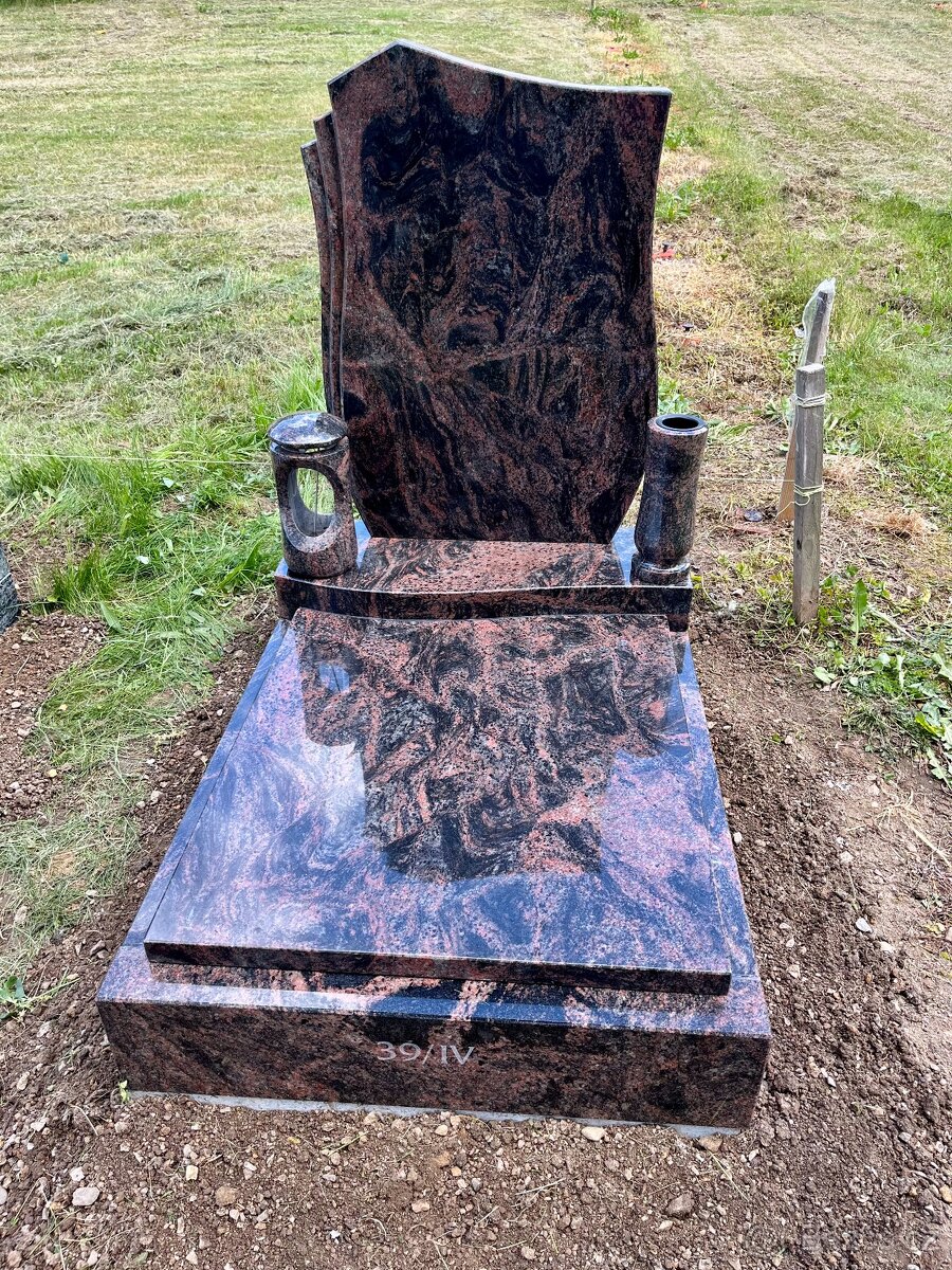 Nový hrob na Řepích - 3