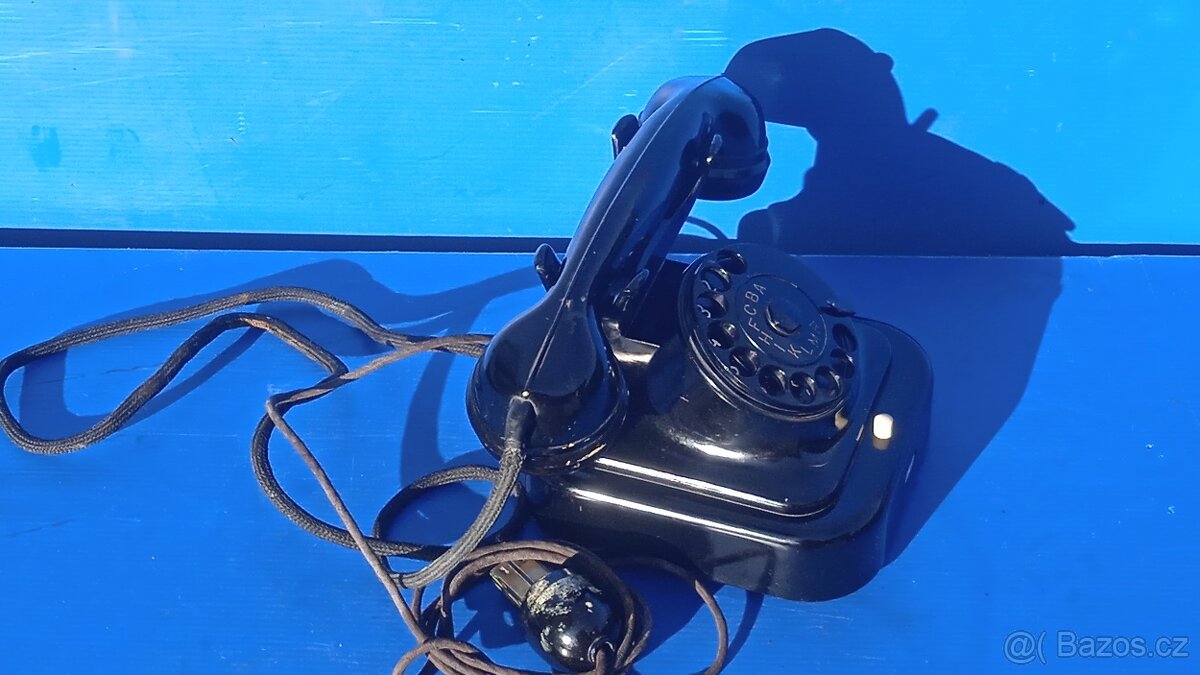 Historický telefon "K" -Tesla Karlín. - 3