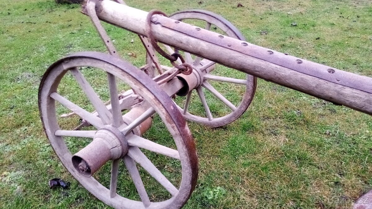 Pluh-rádlo-historický - 3