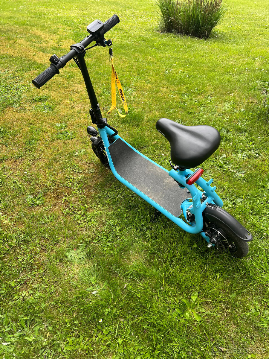 Elektrická koloběžka W-TEC Billar II 500W 12" - 3