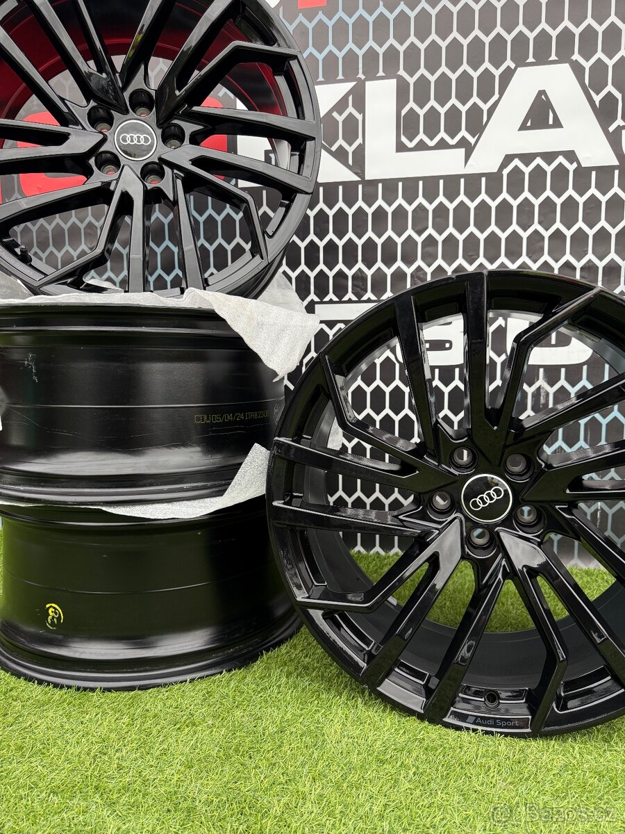 AUDI RS5/RS4 - ORIGINÁLNÍ SADA R20 - 3