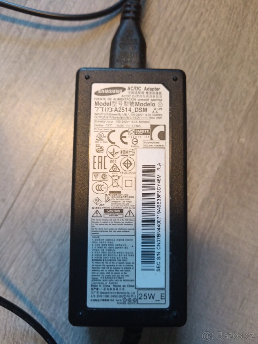 Prodám monitor Samsung - 3