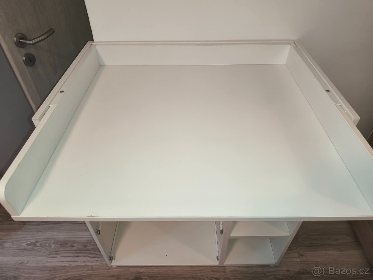 Přebalovací pult - 3