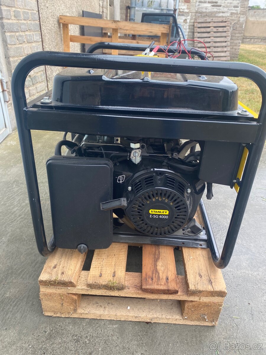 Generátor Stanley E-SG4000 3,5 kW - 3