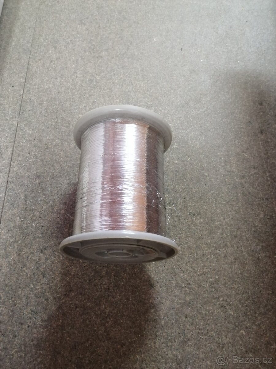 Šití - ozdobné nitě, dětské knoflíky - 3