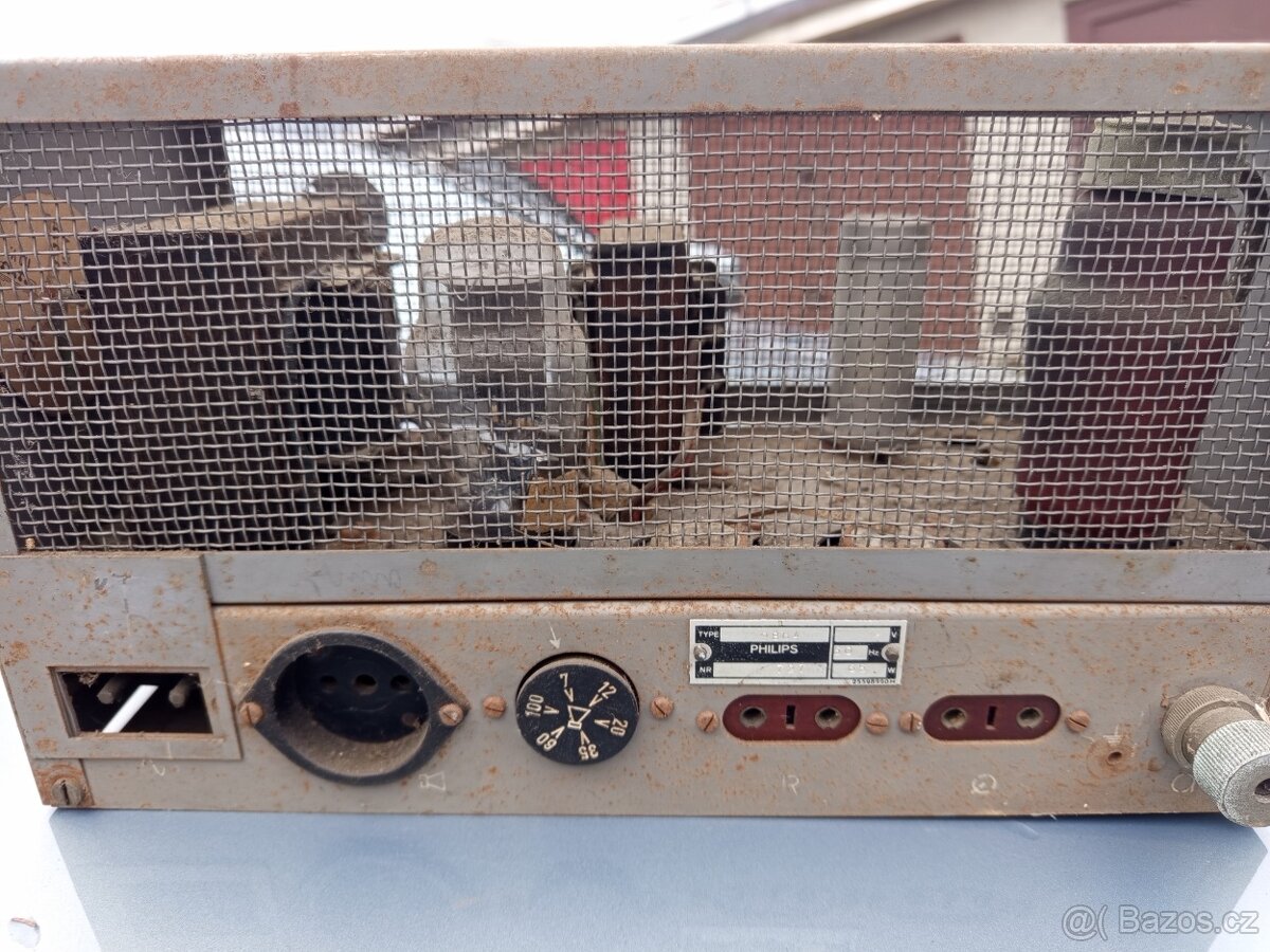 Zesilovač Philips - 3