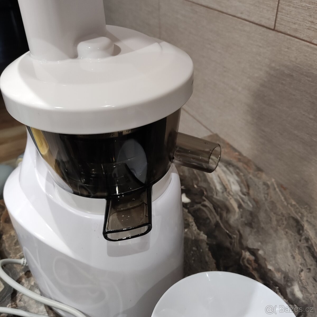 Prodám odšťavňovač Greenis - 3