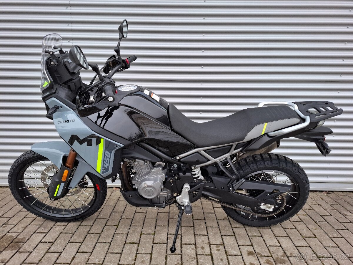 CFMOTO 450MT-R (ŠEDÁ, BUNDA + PŘILBA ZDARMA)