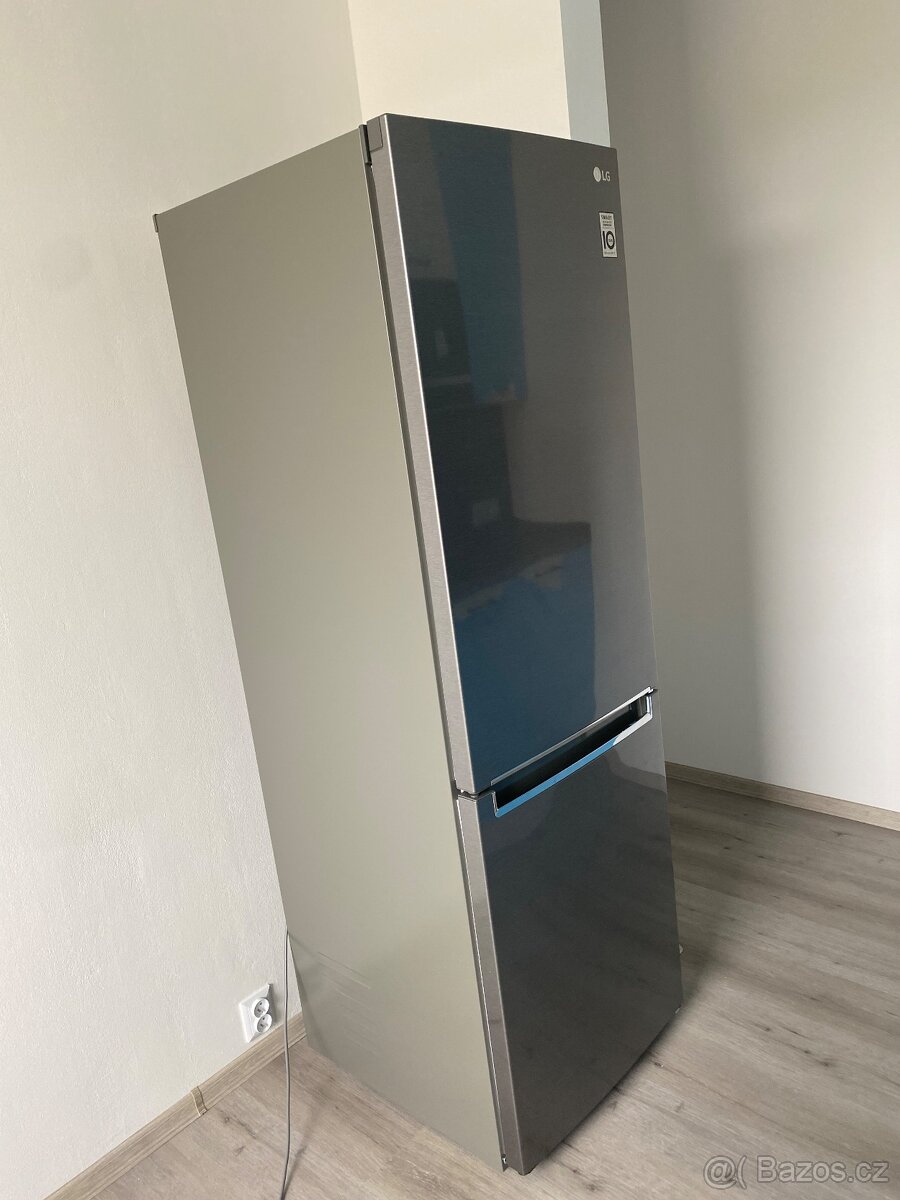 Lednice kombinovaná LG - 3