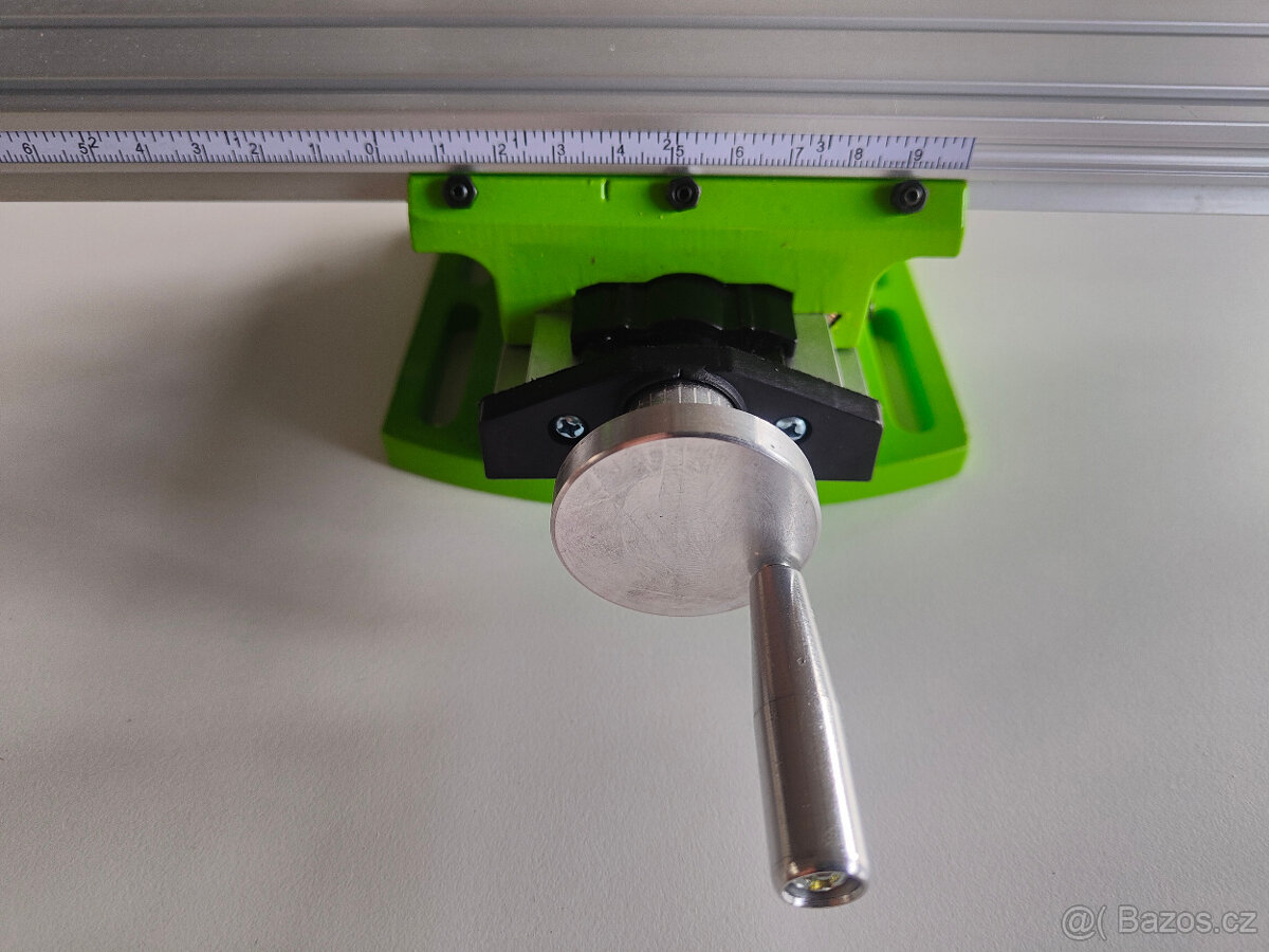 Křížový posuvný stůl pro frézu, vrtačku Concept 31090 NOVÝ - 3