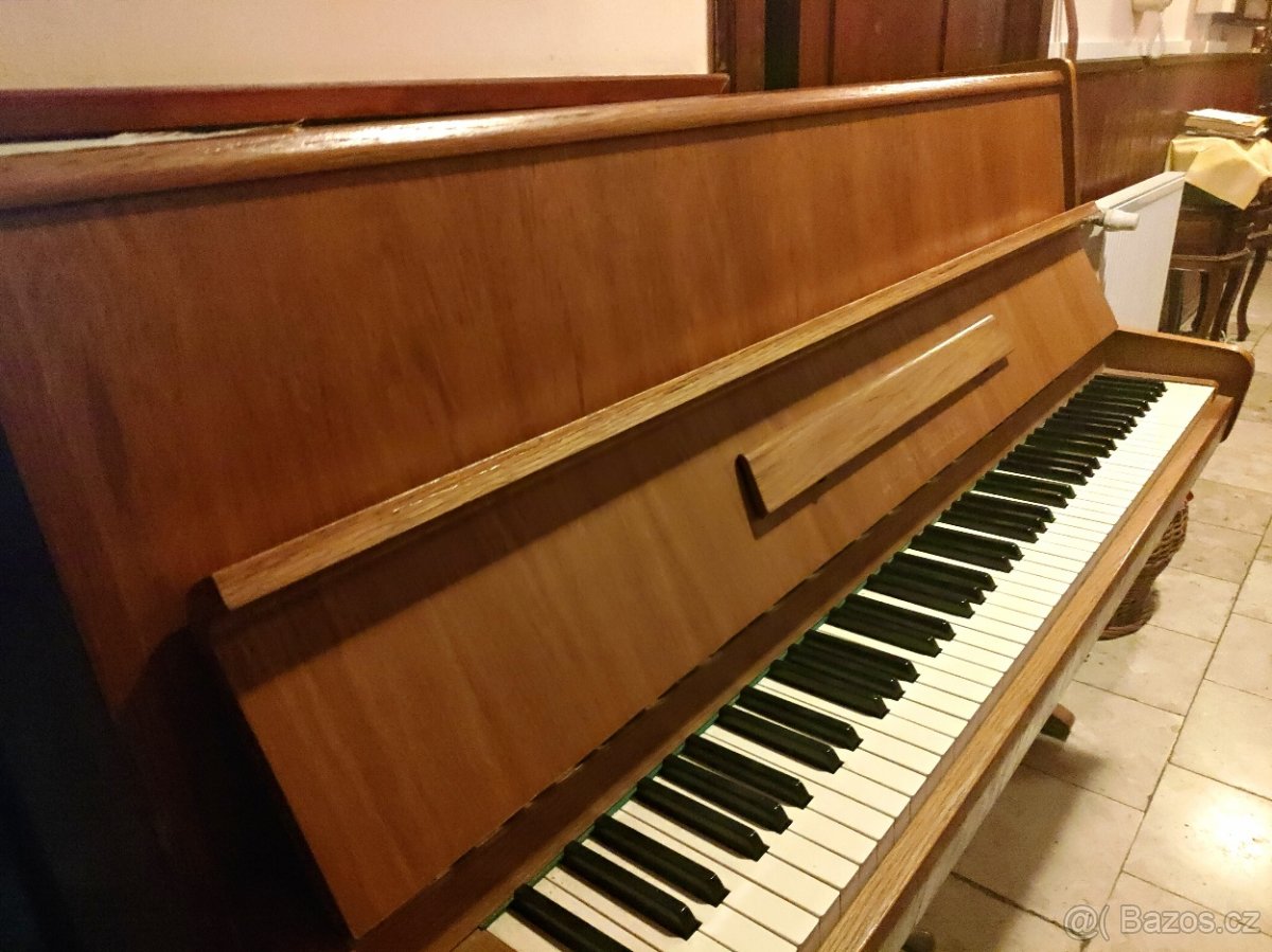 Prodám klavír/pianino August Förster - 3