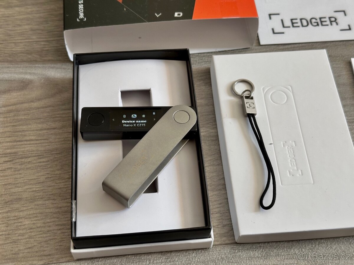 Ledger Nano X – Hardware Crypto Wallet (Onyx Black) - 3