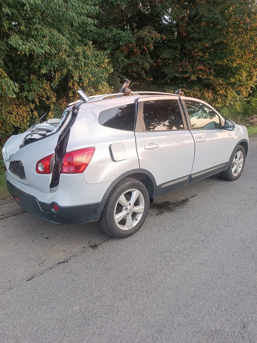 Nissan Qashqai 2.0i 16V - 3