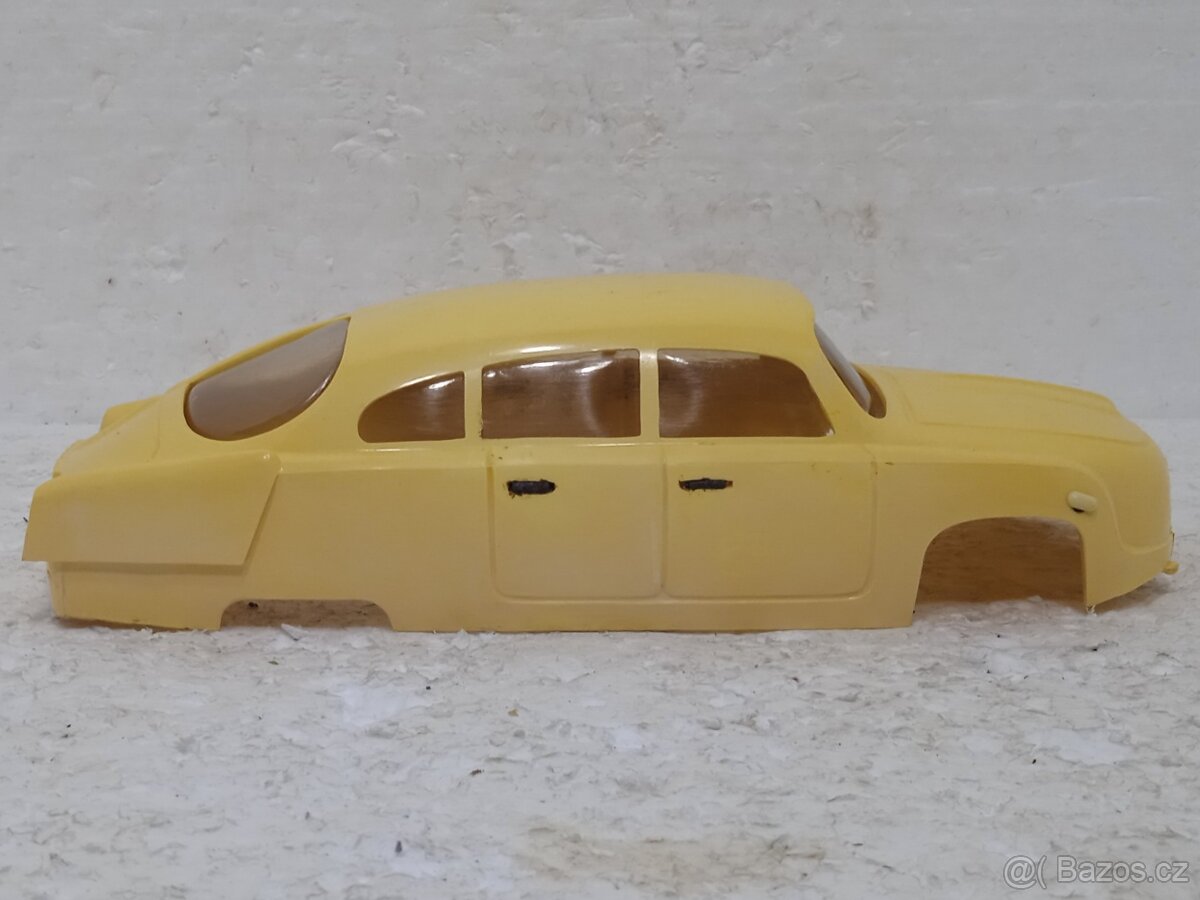 Tatra 603 Ites - Retro hračka - Auto bowden - 3