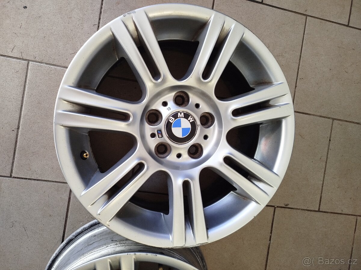 Kola BMW Styling 194 R17 - 3