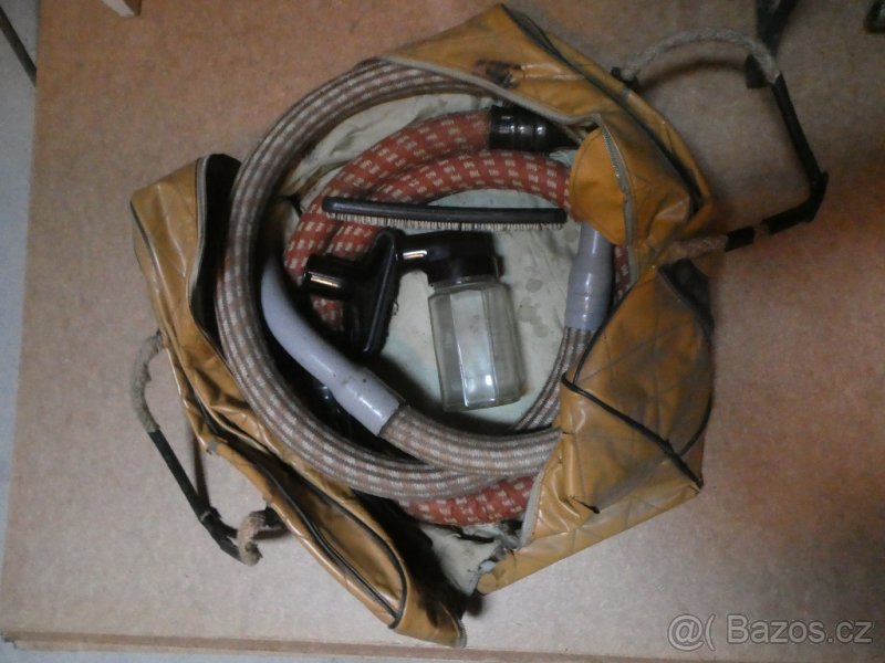 prodám vysavač Standard - 3