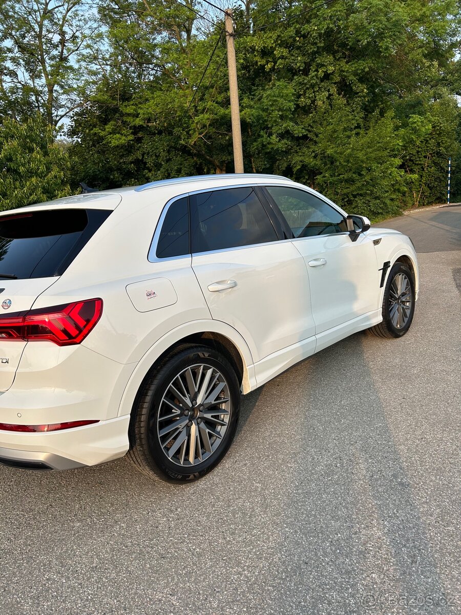 AUDI Q3 2.0TDi 110kW 35 Advanced,DSG - 3