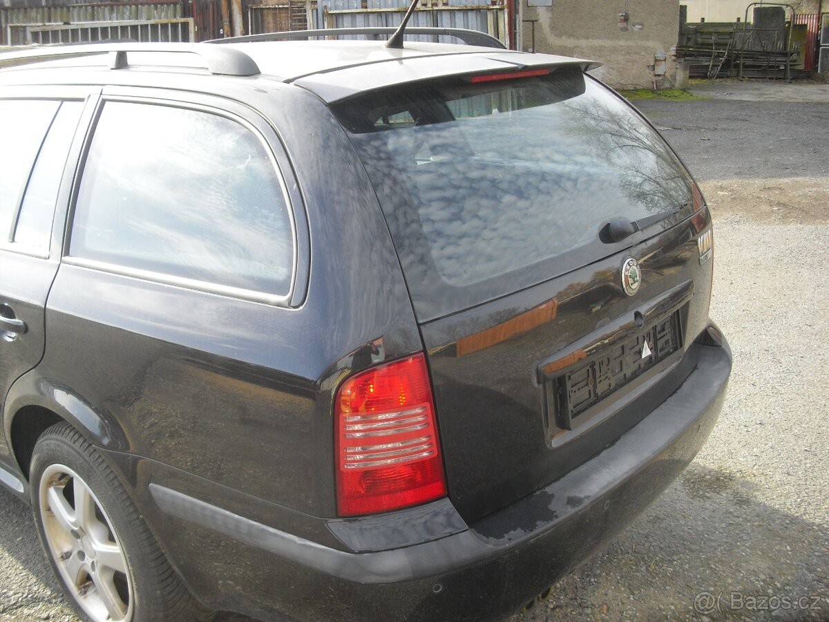 Octavia RS1 Zadni vrata. Kridlo RS - 3