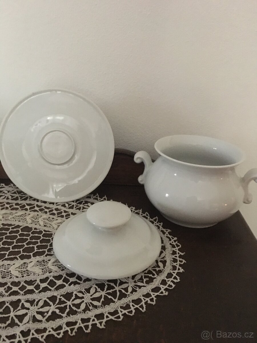 Hrneček s víkem a ohřívadlo - 3