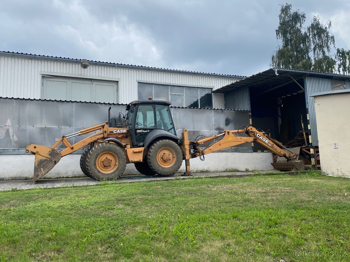 Traktorbagr Case 695 SuperR - 3