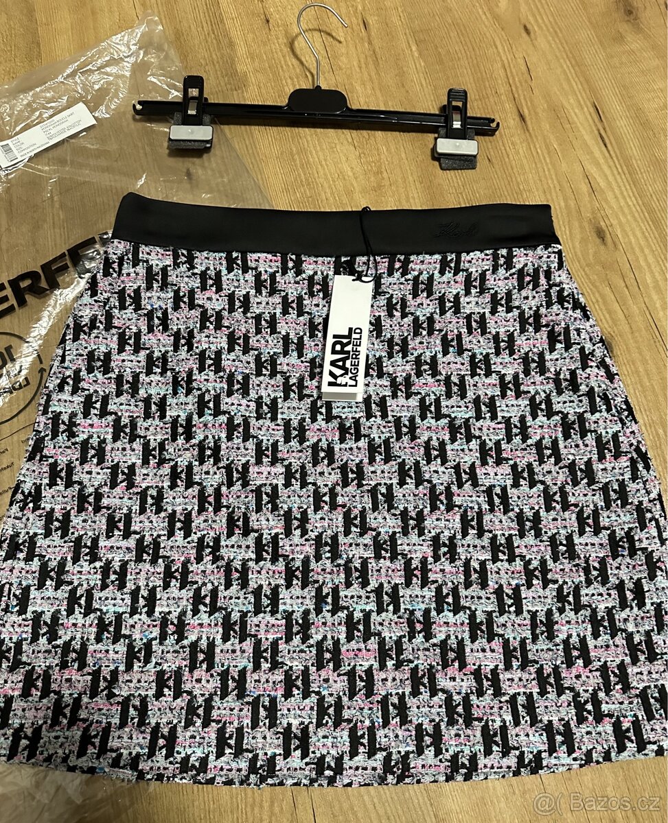 Nová sukně Karl Lagerfeld - 3
